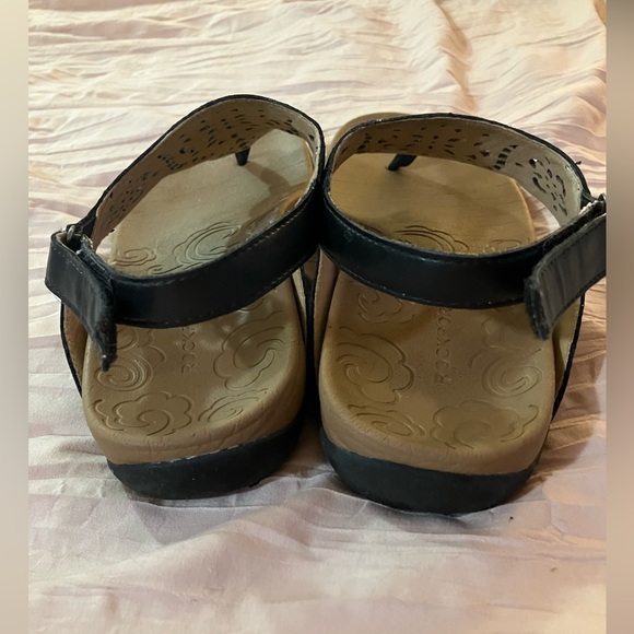 ROCKPORT Ridge sling back sandals - Picture 6 of 8